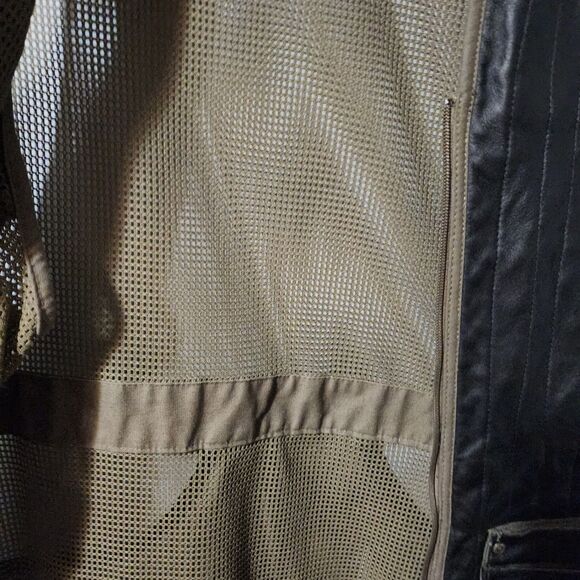 Cabelas Leather Trim Vest Mens Sleeveless Vented Jacket Size Large Hunt Fish - Picture 11 of 13